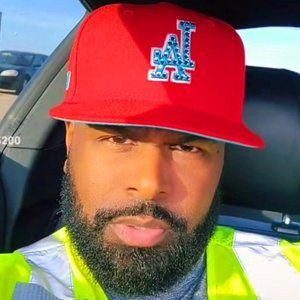 Meet your Posher, Derick